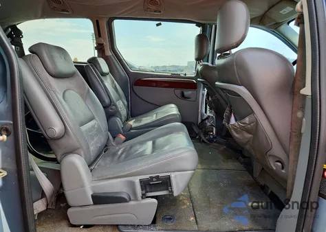 2005 Chrysler Town & Country Limited z USA, uszkodzony, nr VIN 2C8GP64L35R213134